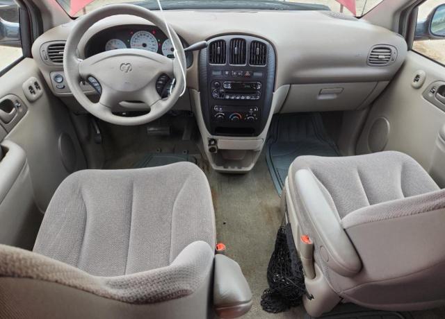 Photo 8 from auction – 2002 DODGE CARAVAN SE with VIN 1B4GP25352B646051
