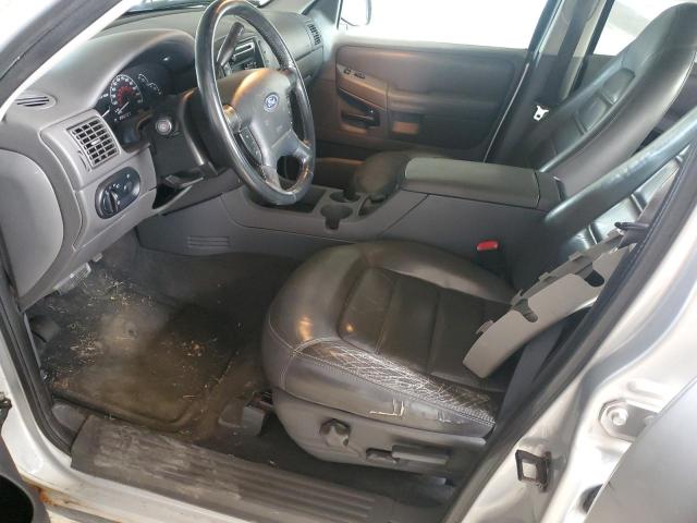 Photo 7 from auction – 2002 FORD EXPLORER XLT with VIN 1FMZU73E92UB47923