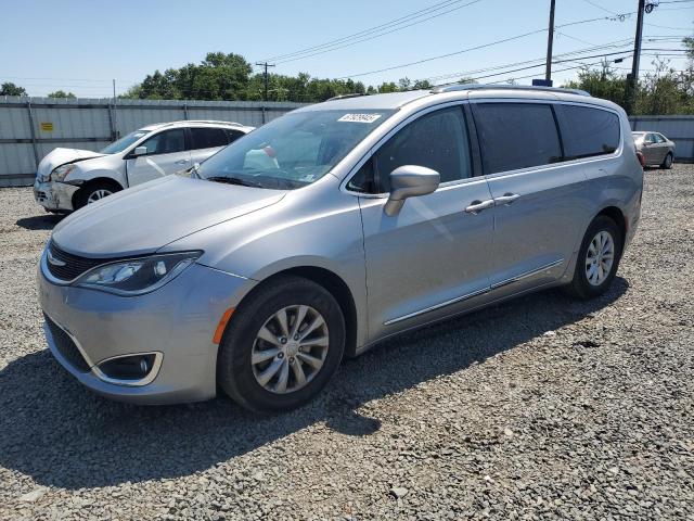 Photo 1 from auction – 2019 CHRYSLER PACIFICA TOURING L with VIN 2C4RC1BG0KR582849