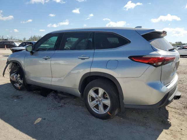 Photo 2 from auction – 2021 TOYOTA HIGHLANDER with VIN 5TDBZRBH2MS100688