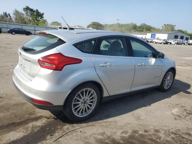 Photo 3 from auction – 2016 FORD FOCUS BEV with VIN 1FADP3R43GL388327
