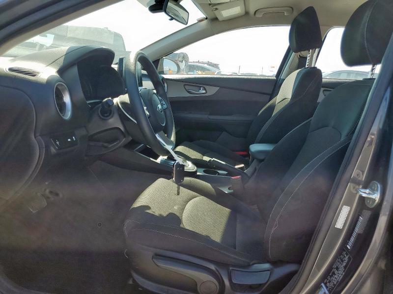 Photo 7 from auction – 2021 KIA FORTE FE with VIN 3KPF24AD1ME289979