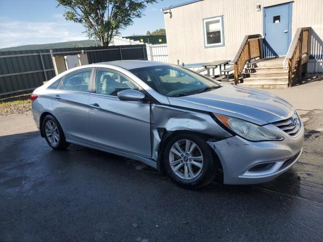 Photo 4 from auction – 2012 HYUNDAI SONATA GLS with VIN 5NPEB4AC0CH503311