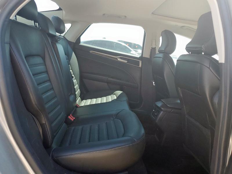 Photo 10 from auction – 2016 FORD FUSION SE with VIN 3FA6P0LU9GR365586