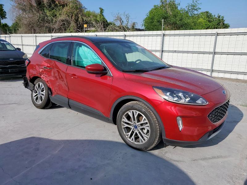 Photo 4 from auction – 2022 FORD ESCAPE SEL with VIN 1FMCU0H67NUB94063