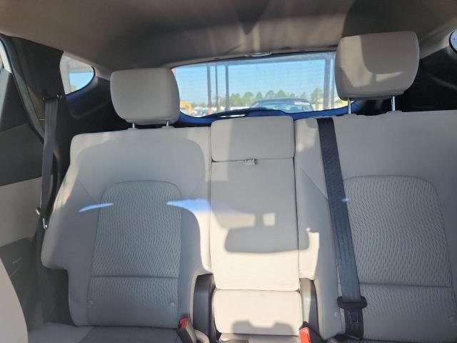 Photo 10 from auction – 2018 HYUNDAI SANTA FE S with VIN 5NMZU3LB6JH104228