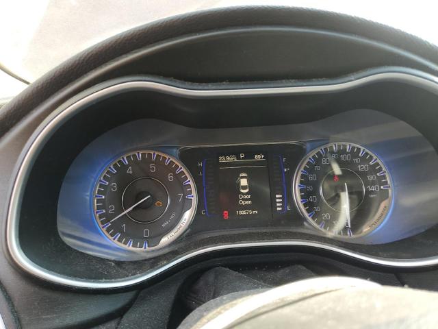 Photo 9 from auction – 2015 CHRYSLER 200 LIMITE with VIN 1C3CCCAB4FN561985