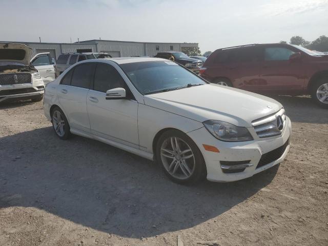 Photo 4 from auction – 2012 MERCEDES-BENZ C 300 4MAT with VIN WDDGF8BB3CA695914