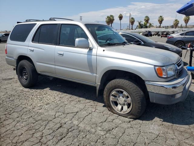 Photo 4 from auction – 2002 TOYOTA 4RUNNER SR5 with VIN JT3GN86R720256180