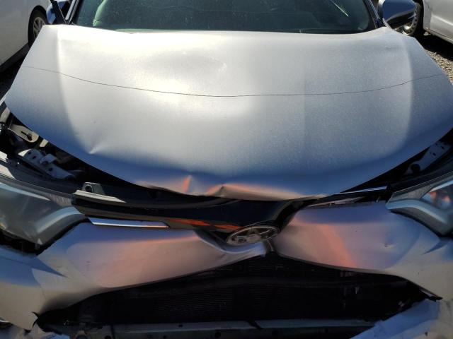Photo 11 from auction – 2017 TOYOTA RAV4 XLE with VIN 2T3RFREV8HW642083
