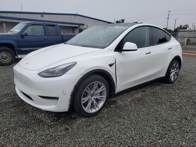 TESLA MODEL Y 2024 with VIN 7SAYGDEEXRF071461 - Photo from auction