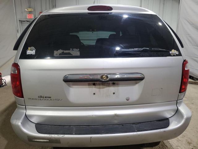 Photo 6 from auction – 2006 CHRYSLER TOWN & COU with VIN 1A4GP45RX6B645058