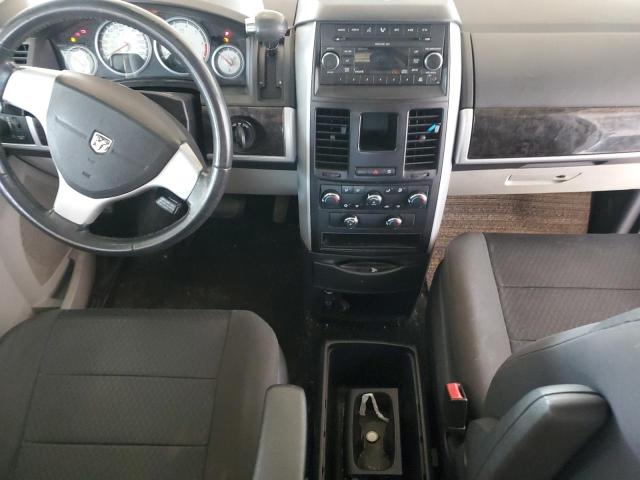 Photo 8 from auction – 2010 DODGE GRAND CARAVAN SXT with VIN 2D4RN5D12AR119140