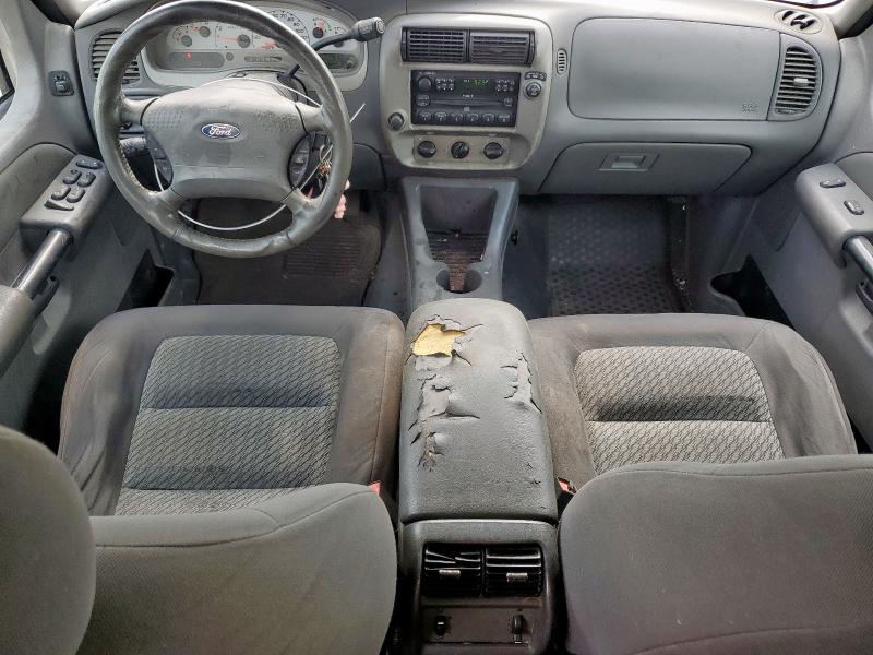 Photo 8 from auction – 2004 FORD EXPLORER S with VIN 1FMZU67K44UB71320