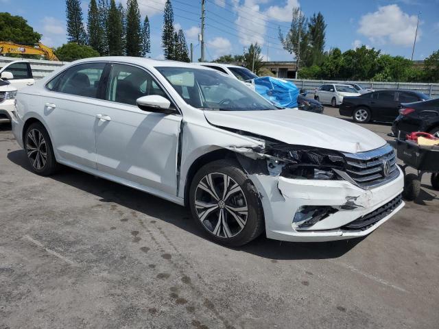 Photo 4 from auction – 2021 VOLKSWAGEN PASSAT with VIN 1VWSA7A3XMC016876