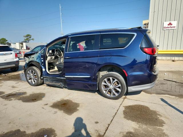Photo 2 from auction – 2018 CHRYSLER PACIFICA L with VIN 2C4RC1GG6JR214246