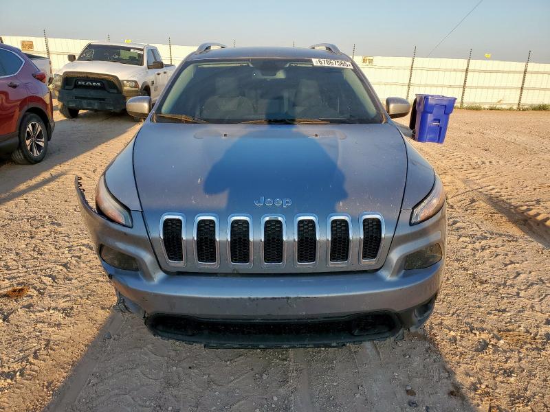 Photo 5 from auction – 2017 JEEP CHEROKEE L with VIN 1C4PJLCB4HW539790