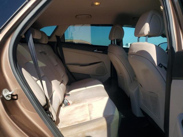 Photo 11 from auction – 2017 HYUNDAI TUCSON LIM with VIN KM8J33A47HU313058