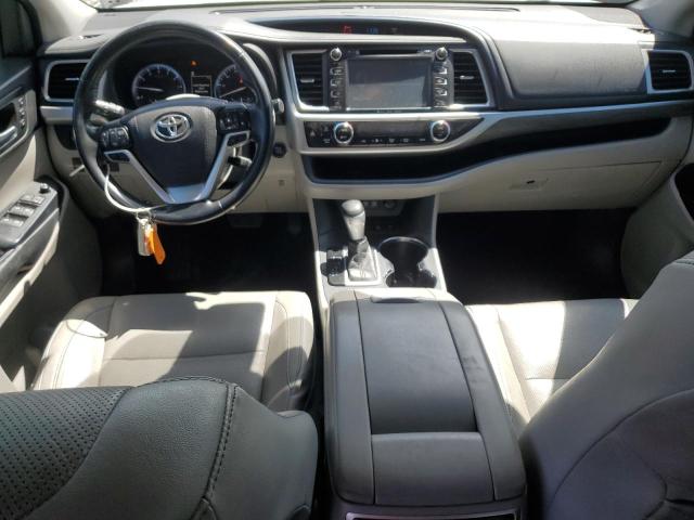 Photo 8 from auction – 2017 TOYOTA HIGHLANDER LIMITED with VIN 5TDDZRFH2HS425169