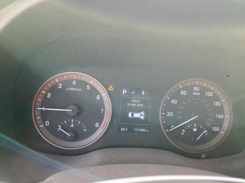 Photo 9 from auction – 2017 HYUNDAI TUCSON with VIN KM8J23A47HU336181