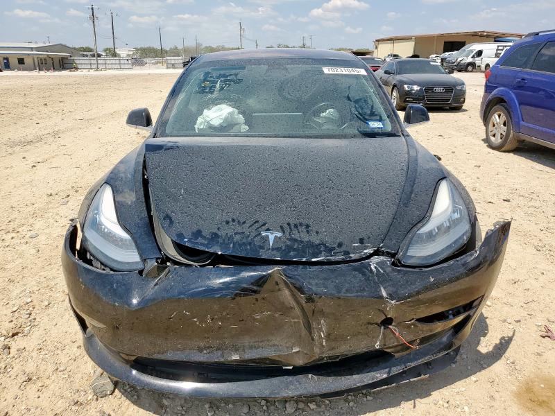 Photo 5 from auction – 2018 TESLA MODEL 3 with VIN 5YJ3E1EB8JF127239