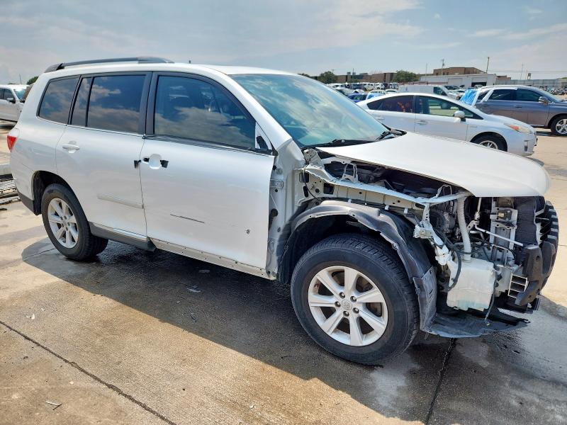 Photo 4 from auction – 2011 TOYOTA HIGHLANDER with VIN 5TDZK3EH3BS036685