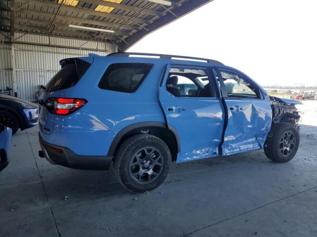 Photo 3 from auction – 2024 HONDA PILOT TRAI with VIN 5FNYG1H62RB048577
