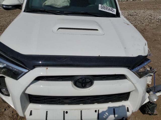 Photo 11 from auction – 2019 TOYOTA 4RUNNER SR with VIN JTEBU5JR9K5667593