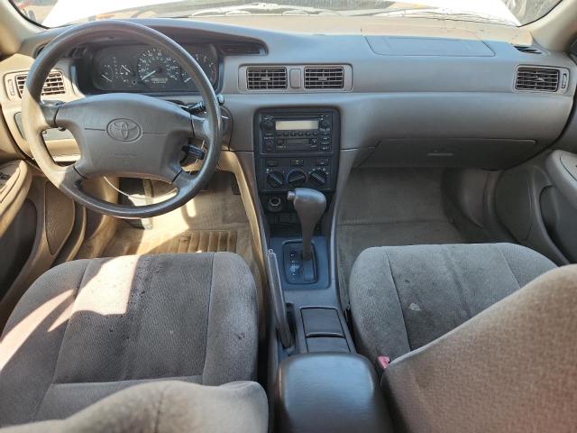 Photo 8 from auction – 2001 TOYOTA CAMRY CE with VIN JT2BG22K810550698