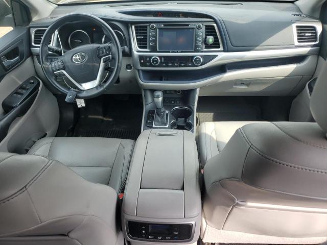 Photo 8 from auction – 2017 TOYOTA HIGHLANDER with VIN 5TDJZRFH6HS420950