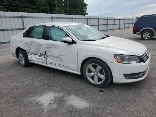 Photo 4 from auction – 2012 VOLKSWAGEN PASSAT SE with VIN 1VWBH7A37CC061008