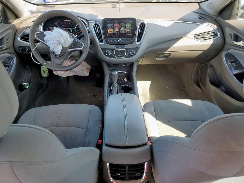 Photo 8 from auction – 2018 CHEVROLET MALIBU LT with VIN 1G1ZD5STXJF150267
