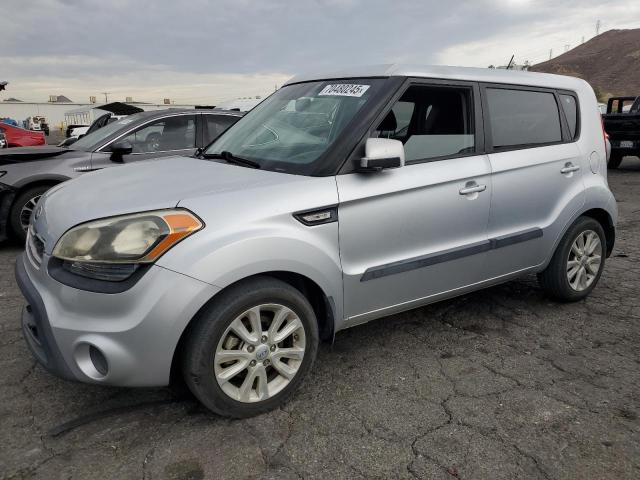 KIA SOUL 2013 with VIN KNDJT2A57D7773420 - Photo from auction