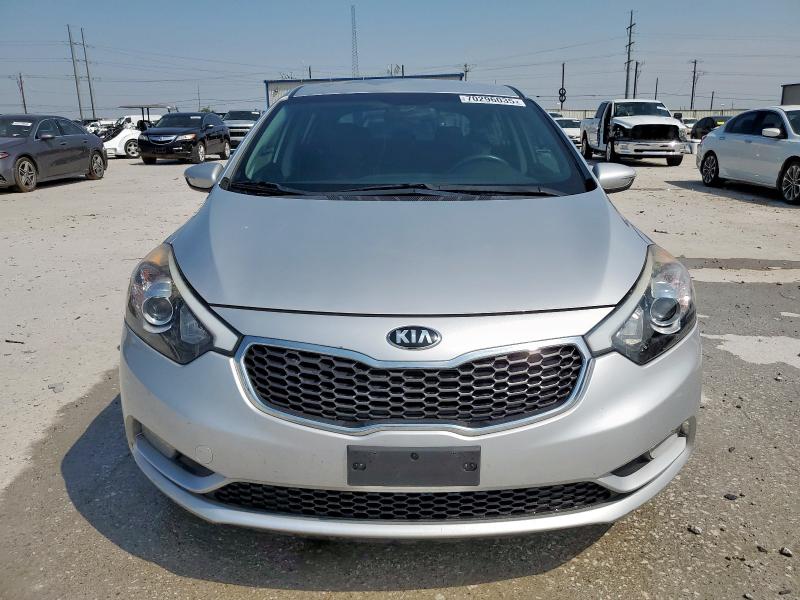 Photo 5 from auction – 2016 KIA FORTE LX with VIN KNAFK5A85G5586923