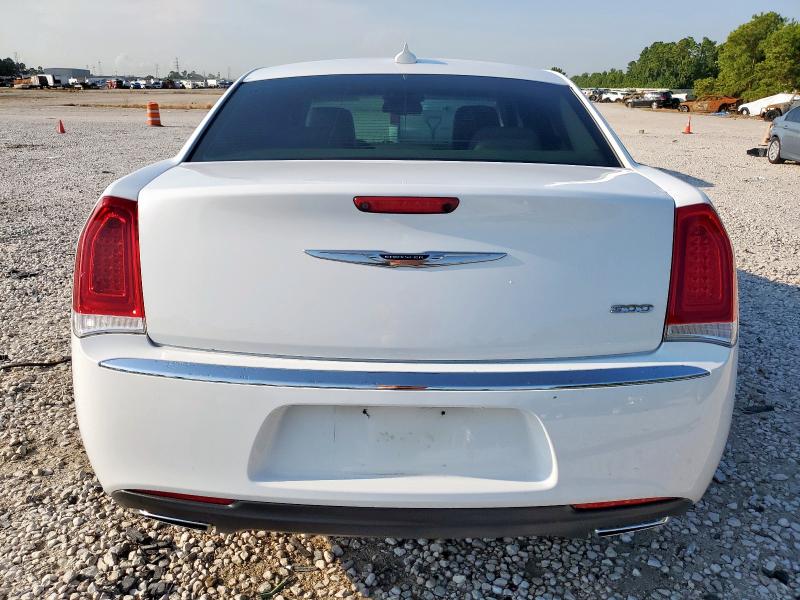 Photo 6 from auction – 2016 CHRYSLER 300 LIMITE with VIN 2C3CCAAG0GH135415