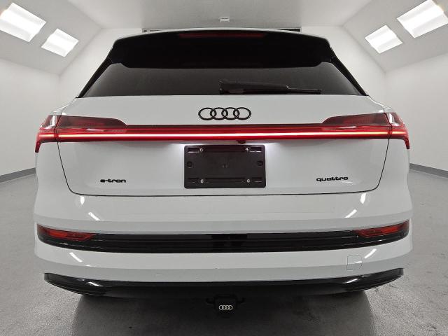 Фото 6 с аукциона – 2023 AUDI E-TRON PRE с VIN WA1LAAGE1PB017853