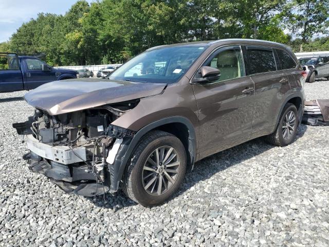 TOYOTA HIGHLANDER 2018 with VIN 5TDJZRFH9JS865057 - Photo from auction