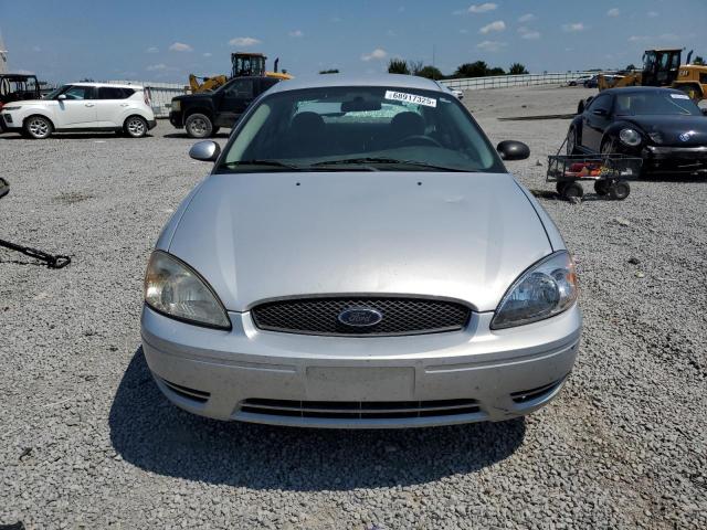 Photo 5 from auction – 2004 FORD TAURUS SE with VIN 1FAFP53U54A114826
