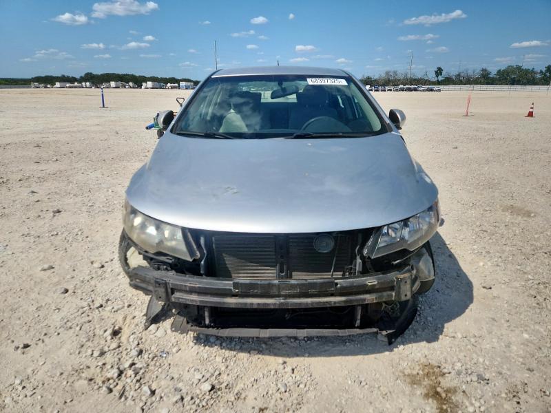 Photo 5 from auction – 2013 KIA FORTE LX with VIN KNAFT4A24D5674649