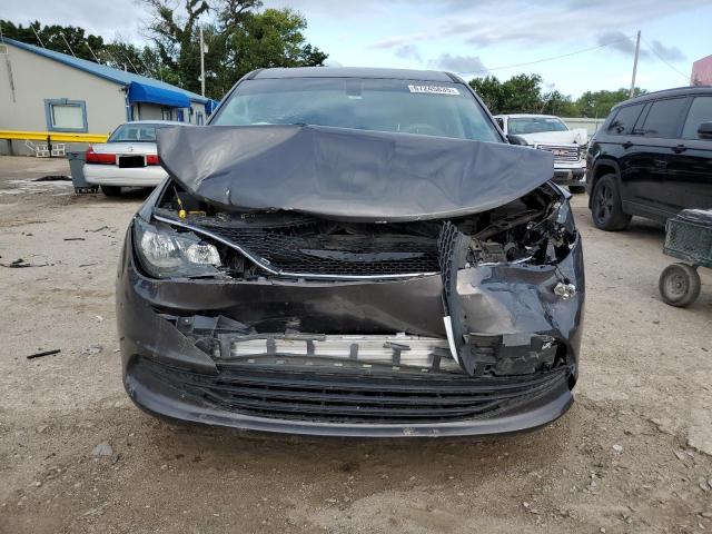 Photo 5 from auction – 2017 CHRYSLER PACIFICA T with VIN 2C4RC1DGXHR655019