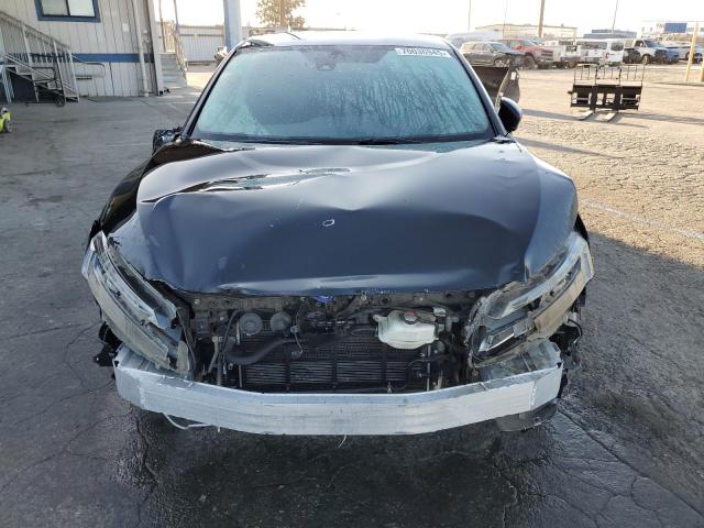 Photo 5 from auction – 2018 HOND CLARITY with VIN JHMZC5F11JC012250