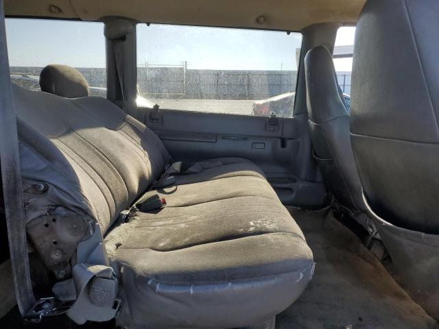 Photo 11 from auction – 2004 GMC SAFARI XT with VIN 1GKDM19X34B504892