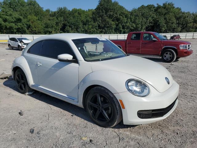 Photo 4 from auction – 2013 VOLKSWAGEN BEETLE with VIN 3VWJX7AT7DM608163