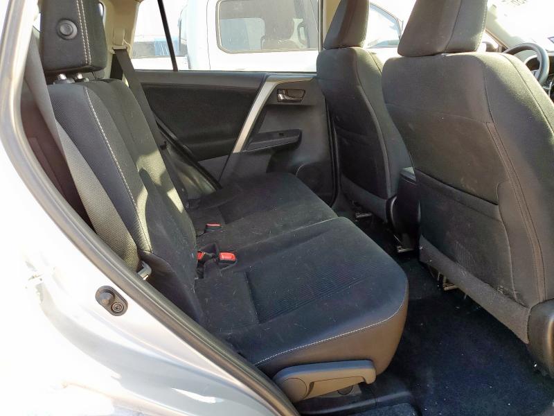 Photo 11 from auction – 2015 TOYOTA RAV4 XLE with VIN 2T3WFREV3FW162260
