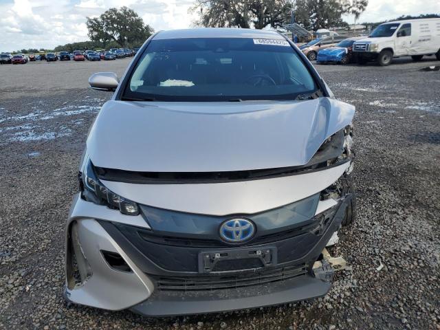 Photo 5 from auction – 2018 TOYOTA PRIUS PRIM with VIN JTDKARFP8J3096572