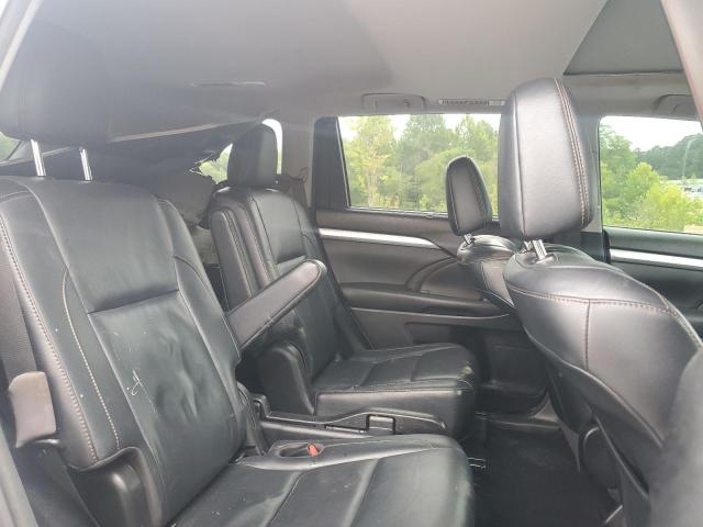 Photo 11 from auction – 2017 TOYOTA HIGHLANDER with VIN 5TDKZRFH0HS224801
