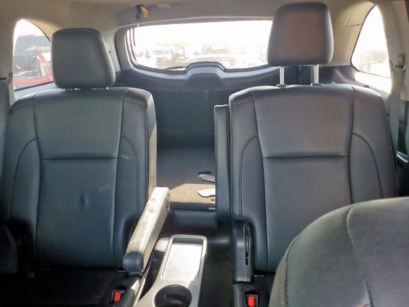 Photo 10 from auction – 2019 TOYOTA HIGHLANDER with VIN 5TDKZRFHXKS569342