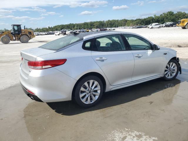Photo 3 from auction – 2018 KIA OPTIMA EX with VIN 5XXGU4L35JG221383