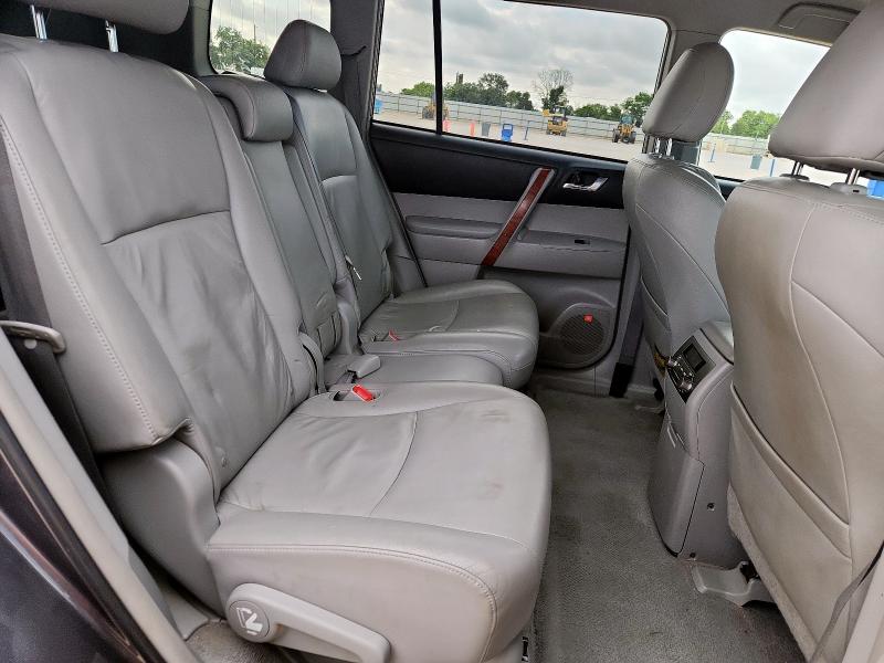 Photo 11 from auction – 2008 TOYOTA HIGHLANDER with VIN JTEDS42A282060396