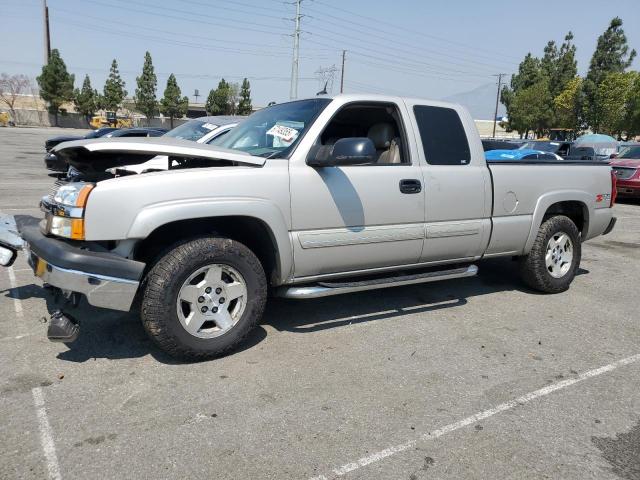 Photo 1 from auction – 2004 CHEVROLET SILVERADO with VIN 1GCEK19T94Z256061